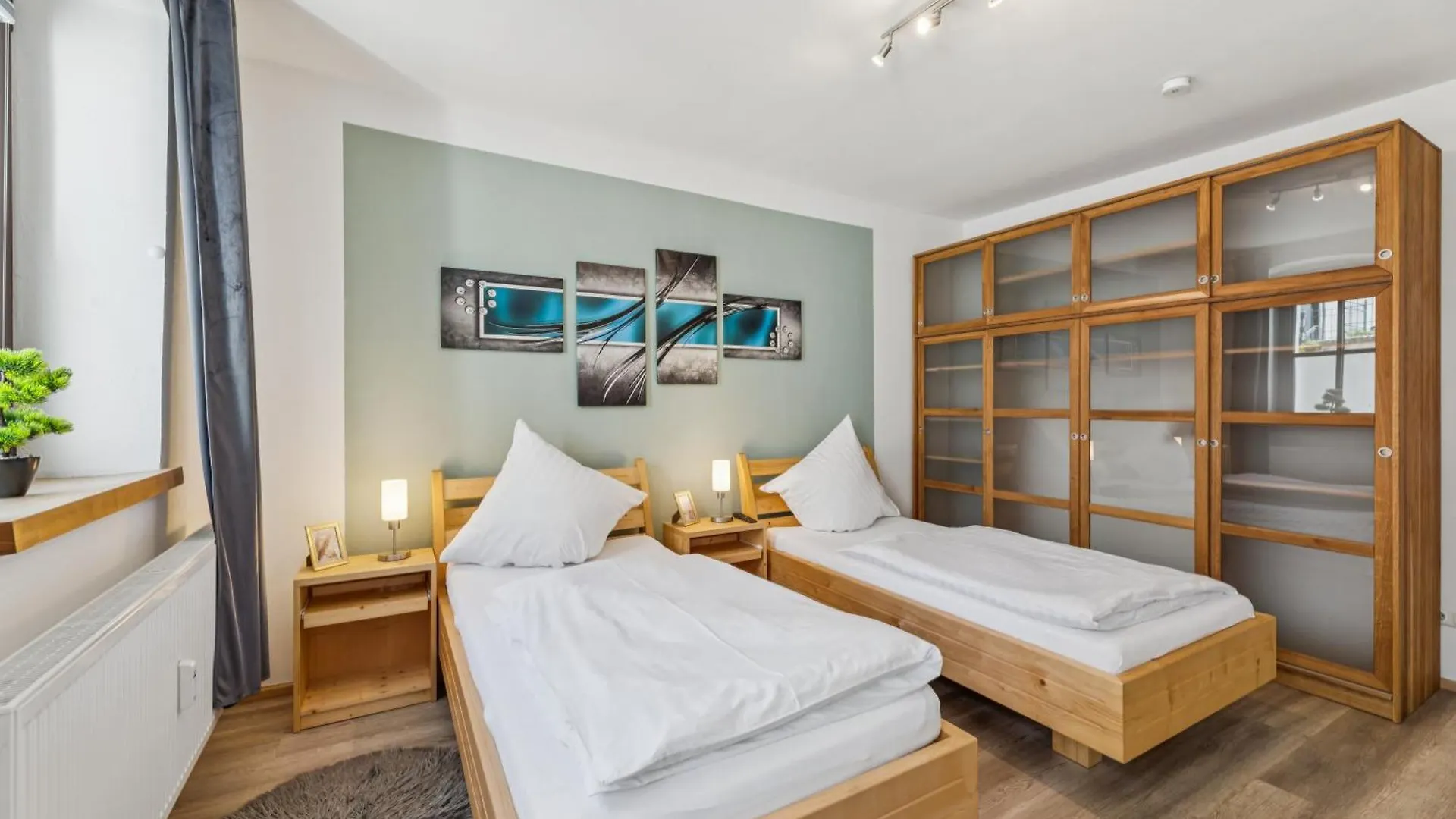 Apartamento 2Br, 4 Beds, Tv, Kitchen & Free Parking Eschenbach in der Oberpfalz